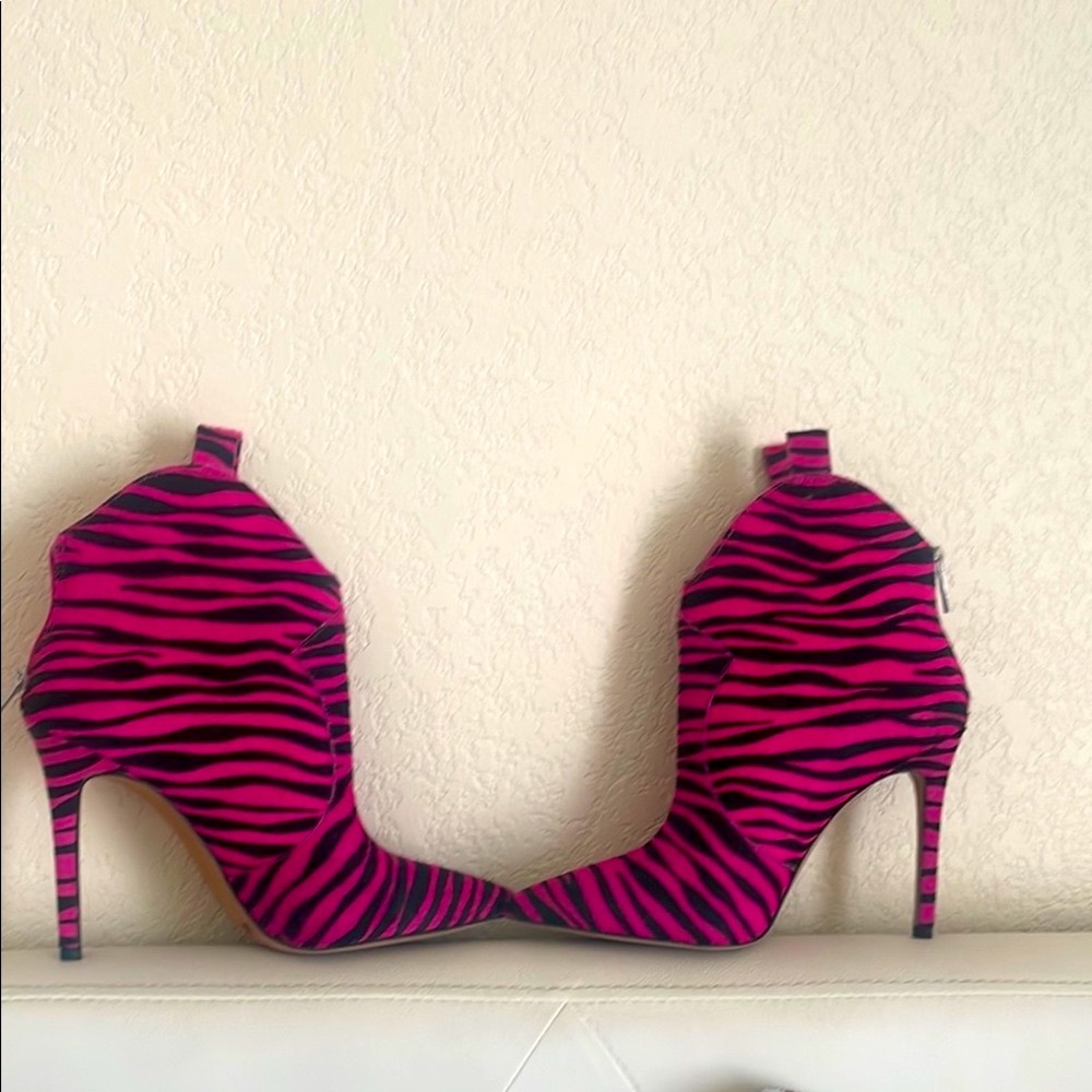 Jessica Simpson Pink and Black Heeled Boots, worn a couple times